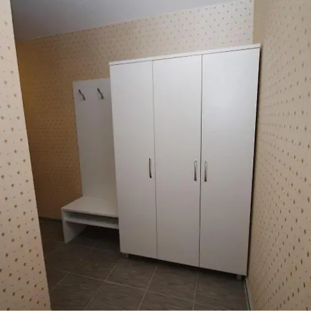מלון Hotel Stela נסבר